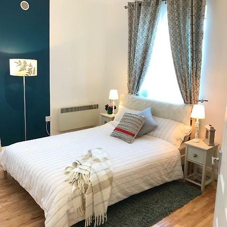 Modern Boutique Studio Apartment Μπόρνμουθ Εξωτερικό φωτογραφία
